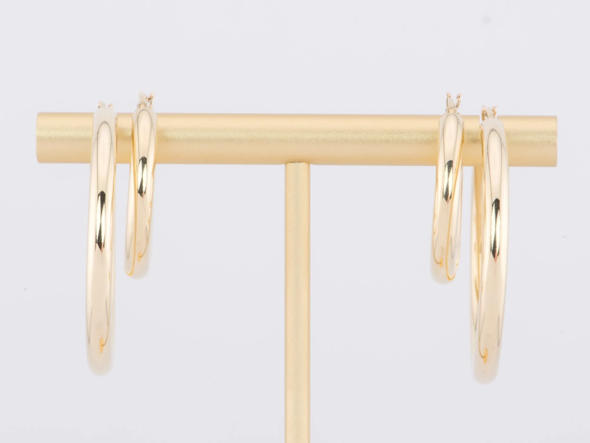 30mm Classic Gold Hoop Earrings 14K Gold R3165