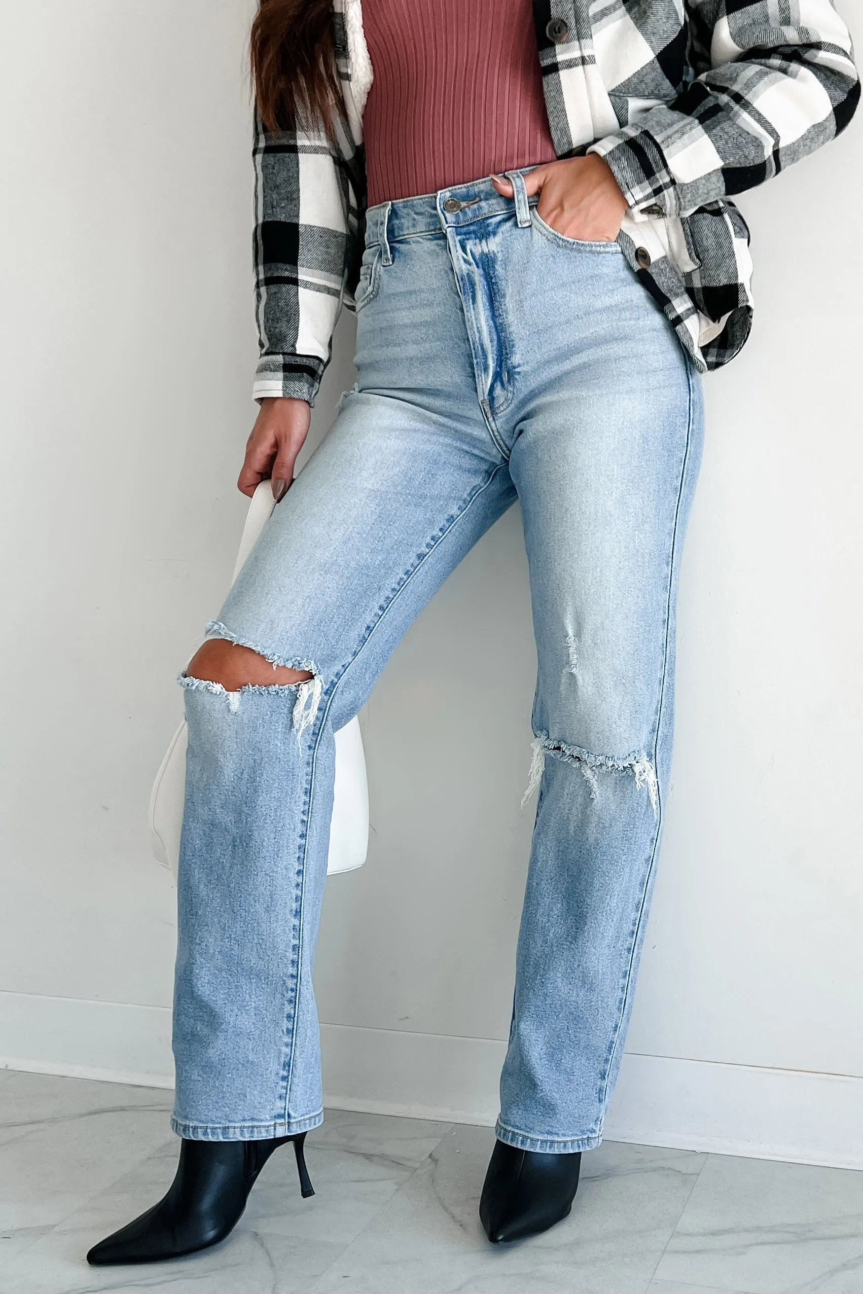 Monty High Rise Distressed Cello Dad Jeans (Light Denim)