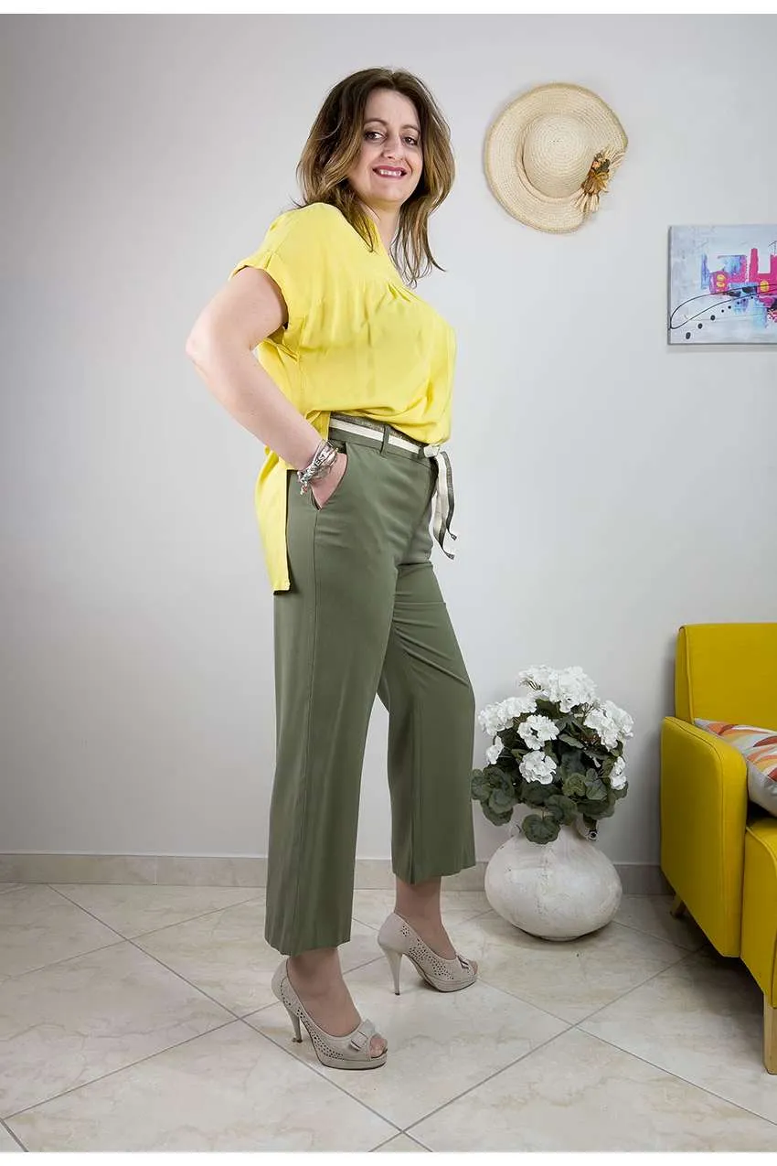 Pantalone cropped con cintura taglie comode