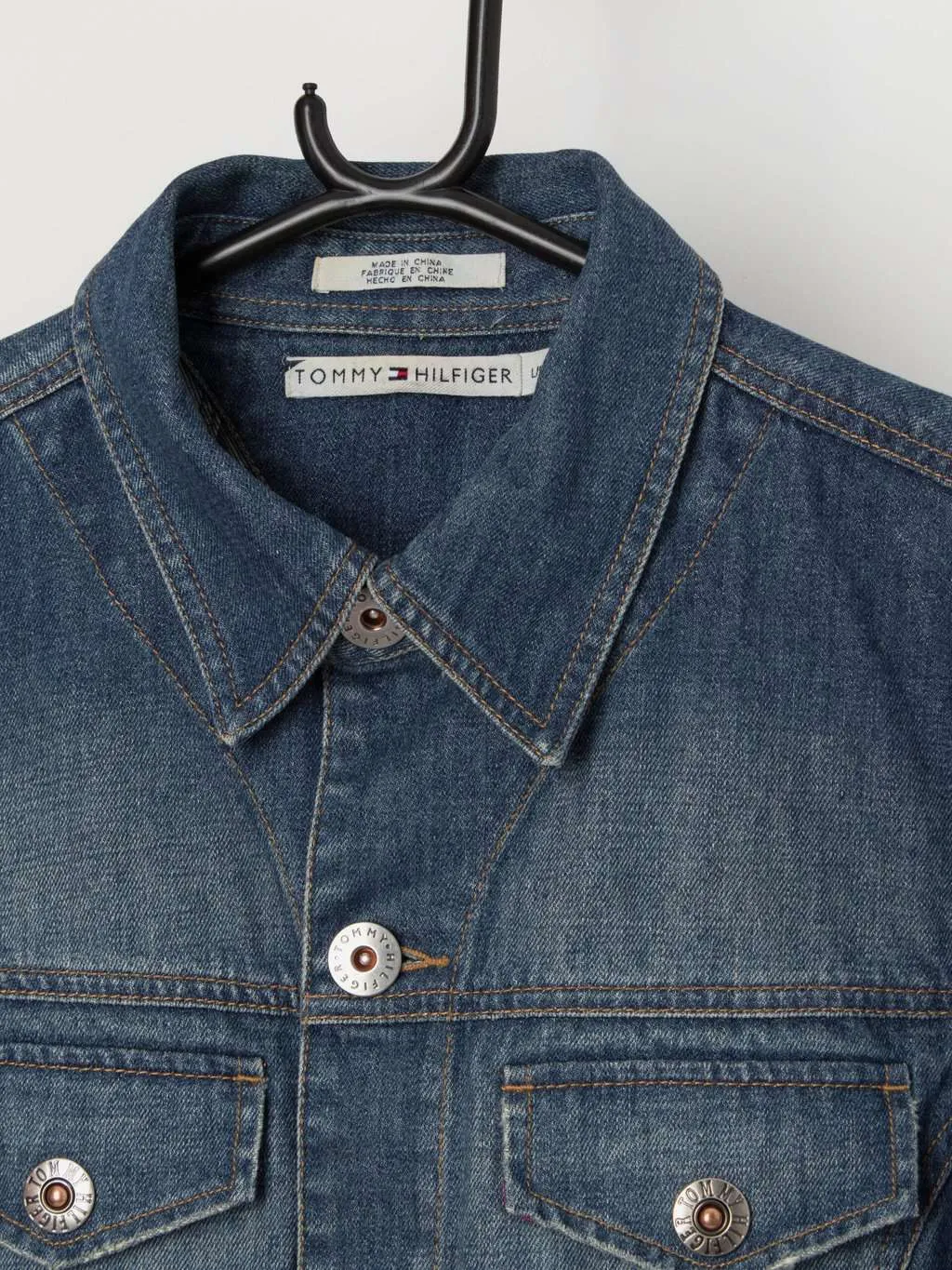 Vintage Tommy Hilfiger denim jacket – Medium